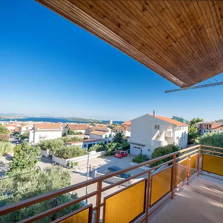 Apartment Vodice 1 Apartamento
