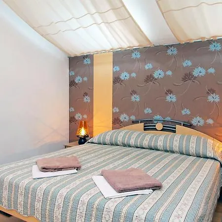 Apartment Vodice 1 Apartamento Vodice